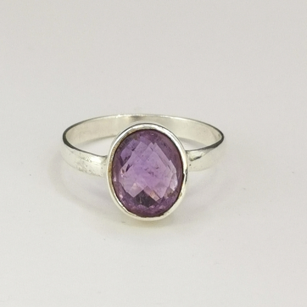 Amethyst ring in Sterling Silver Size 9 🆕